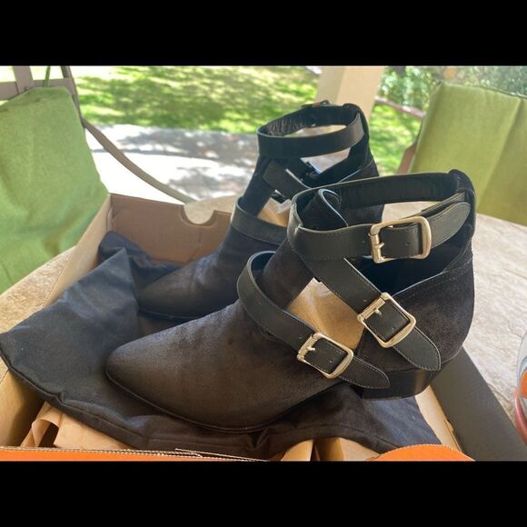 Saint Laurent‎ Black Suede Booties Low Heel 36.5 - Picture 13 of 14